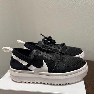 Nike Court Vision Alta Platform Black White Women’s 5 Casual Chunky Sneakers